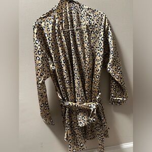 Boohoo Women Blouse beige leopard print